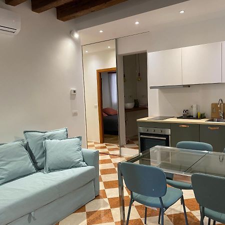 Ca' Degli Specchieri - A Due Passi Da Piazza San Marco Apartman Velence Kültér fotó